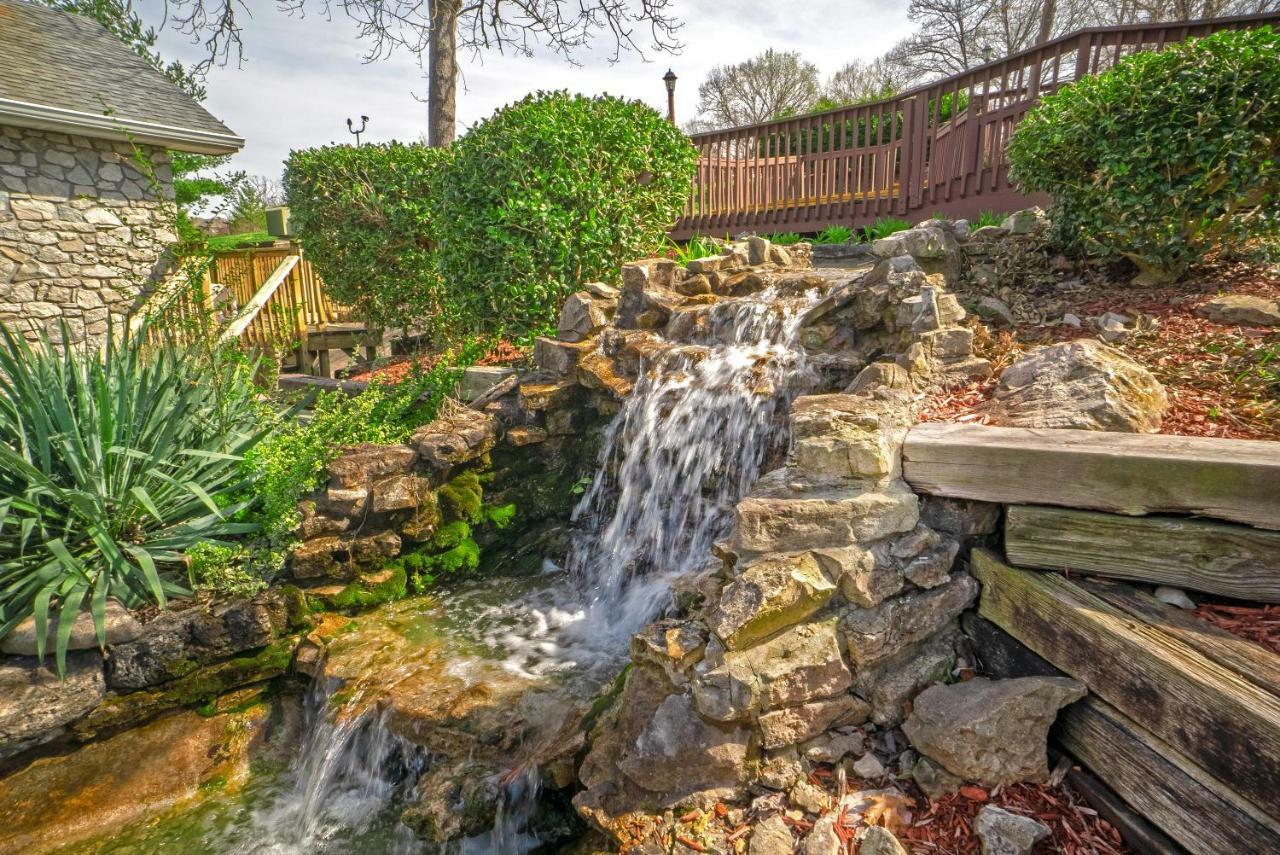 The Stone Castle Hotel & Conference Center Branson Exterior photo